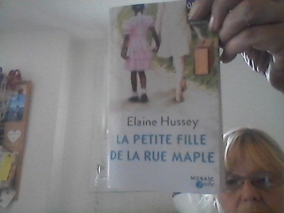 La Petite Fille De La Rue Maple