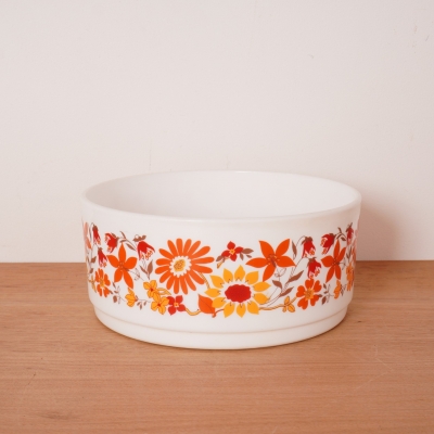 Plat Arcopal fleurs oranges 70'
