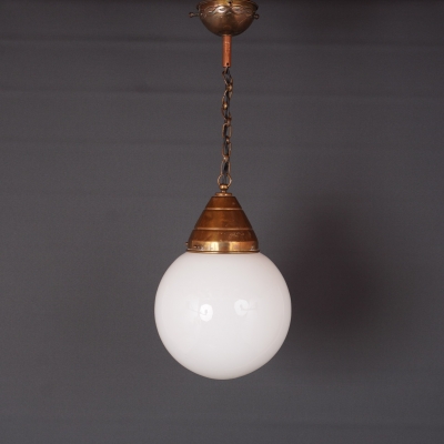 Lampe suspension en opaline socle en cuivre