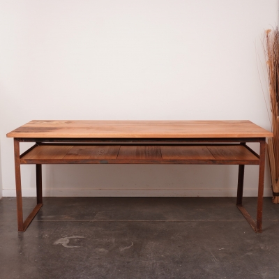 Table de style industriel vintage