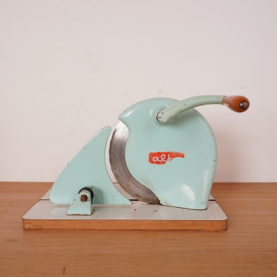 Trancheuse manuelle en métal et formica vintage
