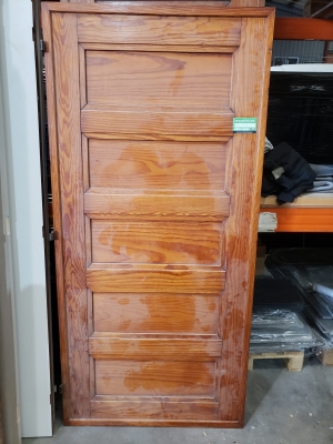 Porte en pin