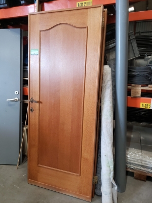Porte en pin