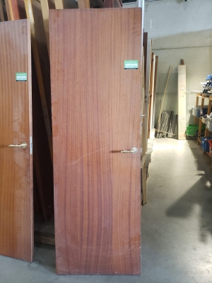 Porte en bois