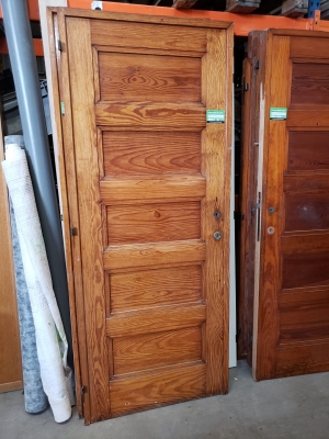 Porte en pin