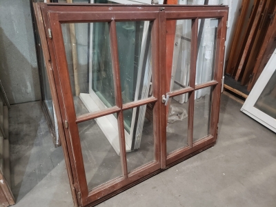 Châssis en bois double ouvrant simple vitrage
