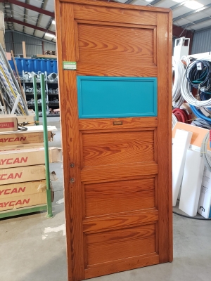 Porte en pin