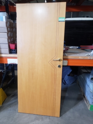 Porte en bois
