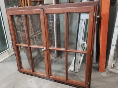 Châssis en bois double ouvrant simple vitrage