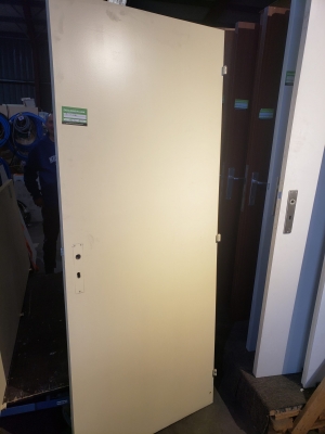 Porte en bois