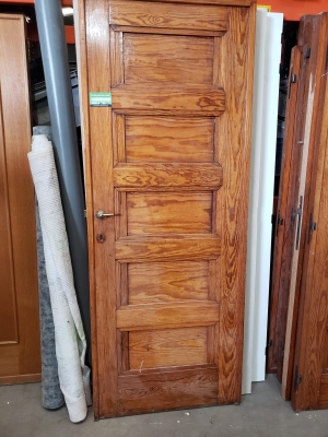 Porte en pin