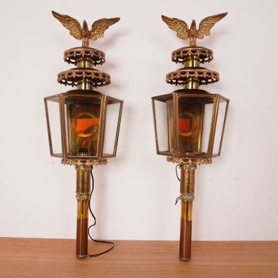Paire d'appliques décoratives de calèche en bronze et verre 1940'