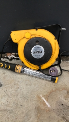 Baladeuse garage 12 V enrouleur