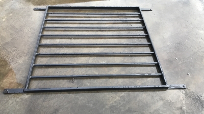 Grille métallique de protection