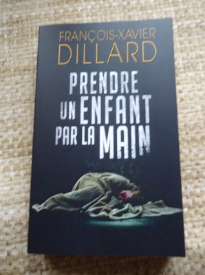 Prendre un enfant par la main