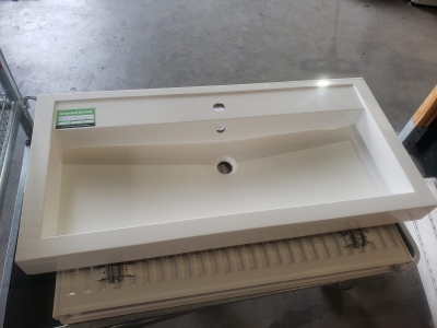 Grand lavabo réctangulaire