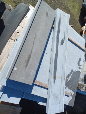 Seuil en pierre bleue