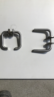 Poignée de porte inox