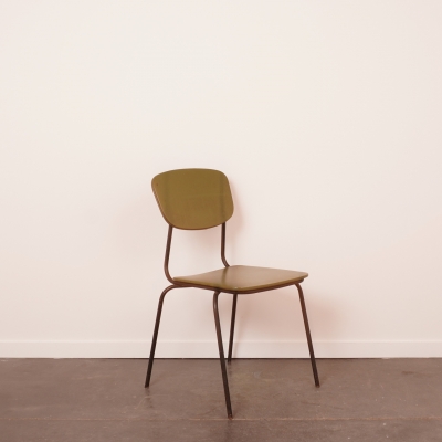 Chaise simili kaki vintage