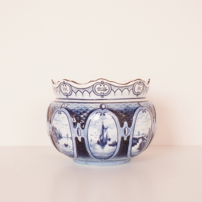 Cache pot en faïence Delft