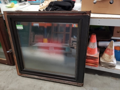 Châssis en bois simple ouvrant