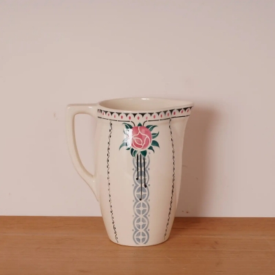 Cruche/broc en faïence 