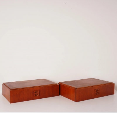 Tables de chevet flottantes en teck vintage