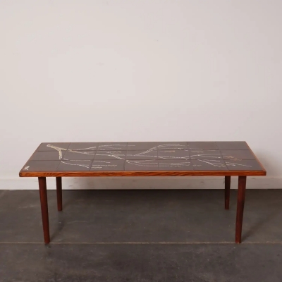 Table basse carreaux de céramique, plateau signé Adri vintage