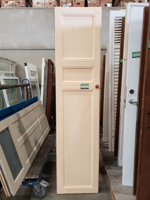 Porte d'armoire en bois