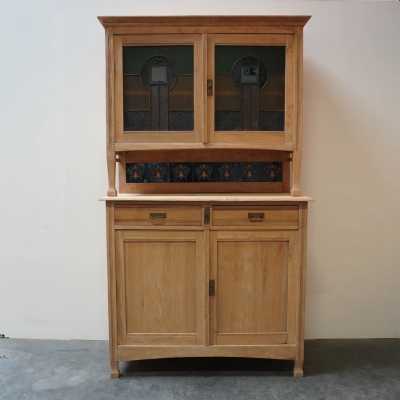 Vaisselier bois aérogommé.