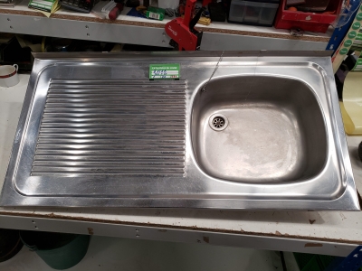 Évier en inox de cuisine