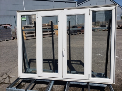 Châssis en PVC double vitrage double ovrant osc