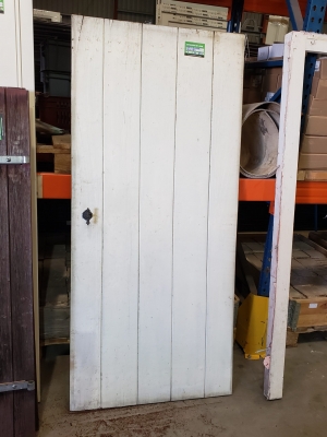 Ancienne porte en bois blanche