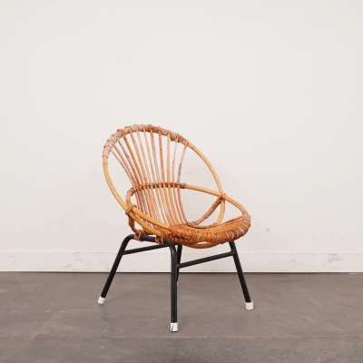 Fauteuil enfant coquille rotin vintage