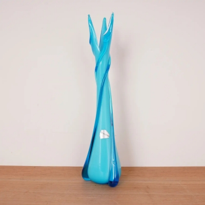 Vase verre opalin soufflé de Venise