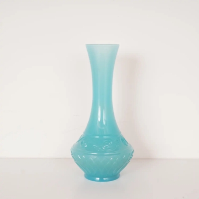 Vase en verre coloré vintage