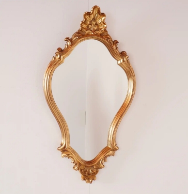 Miroir en bois doré vintage