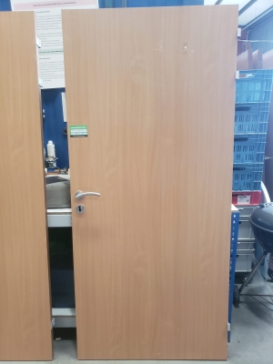 Porte en bois pleine