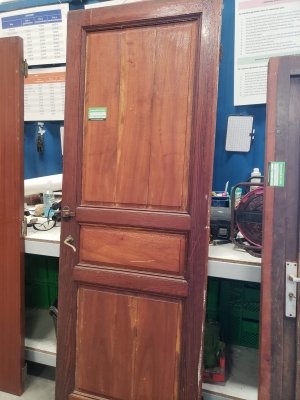 Ancienne porte en bois