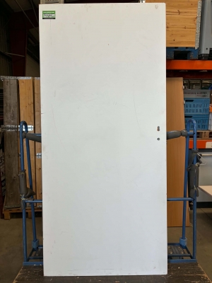 Porte en bois blanc