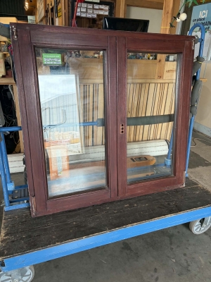 Châssis double ouvrant en bois