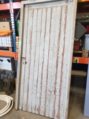 Ancienne porte d'atelier en bois