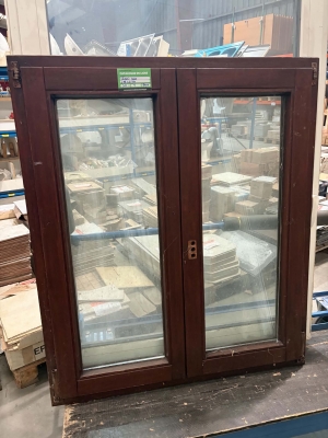 Châssis double ouvrant en bois