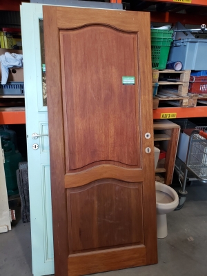 Porte en bois