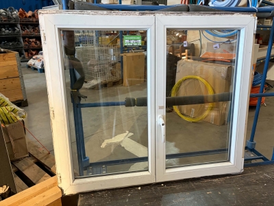 Châssis en pvc oscillo-battant