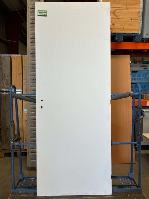 Porte en bois blanc