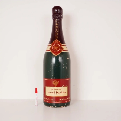 Bouteille de présentation/publicitaire destinée à la décoration de vitrines de cavistes