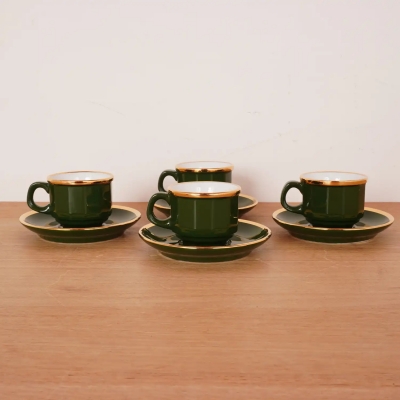 Set de 4 tasses à expresso et sous tasses Waküre