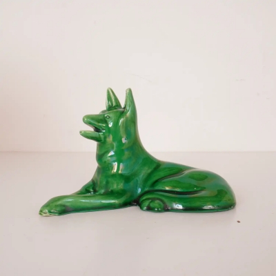 Statuette animalière de style Art Déco en céramique émaillée verte