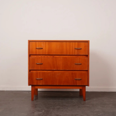 Commode en bois vintage